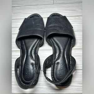 Born black leather sandals size 7